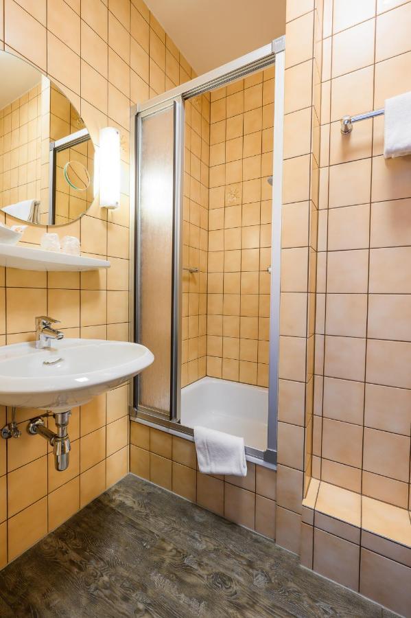 Hotel Kaspar Garni Siegburg Eksteriør bilde